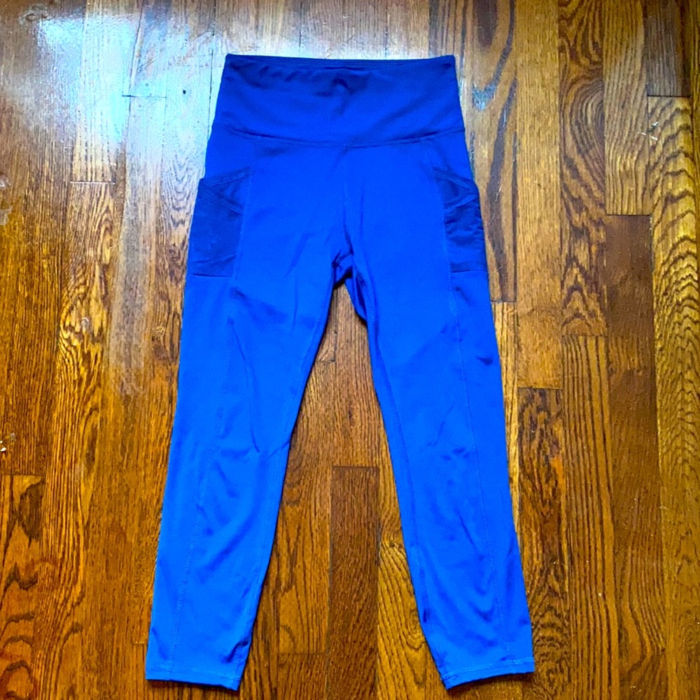 Bally High Rise Capri Legging with Side Pockets, S